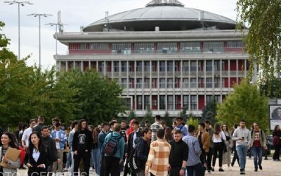 Taxe facultăți 2026-2027: Cât plătesc studenții