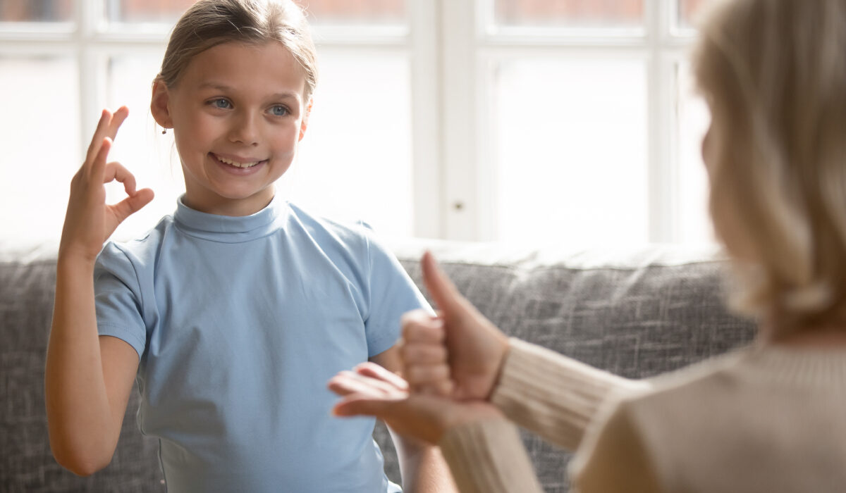 Părinți, 4 greșeli din iubire pentru copii inteligenți emoțional