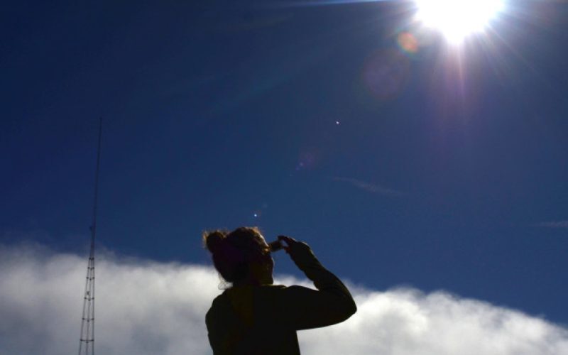 Eclipsa de Soare 2026: Cum poate fi urmărit fenomenul fără instrumente astronomice. Metode recomandate pentru protejarea ochilor