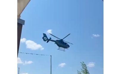 Fiica unui afacerist, preluată cu elicopterul de la un club de echitație din Constanța. Aparatul de zbor nu a avut autorizație pentru aterizare și a făcut ravagii VIDEO