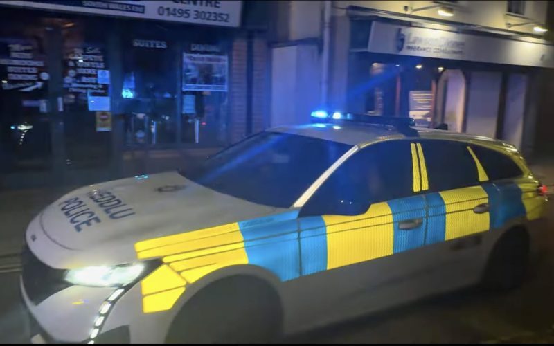 Pensionar de 102 ani, mort după un atac într-un pub din Țara Galilor