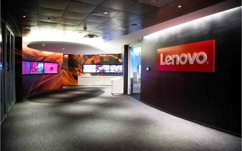 Lenovo, cel mai bun trimestru din istorie. Inteligența hibridă accelerează