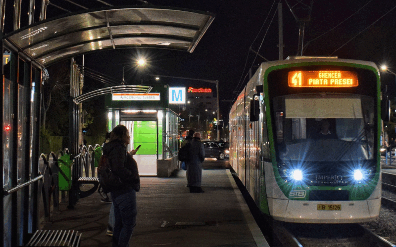 Linia 41 București blocată. Autobuze pe traseu
