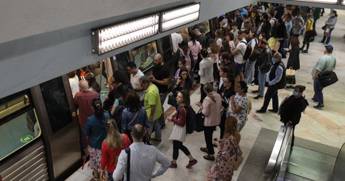 Defecțiune la metrou. Circulația pe Magistrala 1, perturbată vineri dimineță, la o oră de vârf