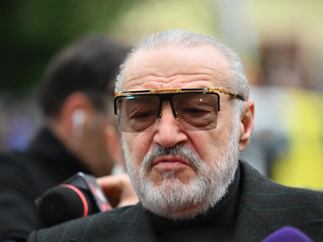 Becali, lovitură de teatru: „Mă retrag din fotbal, niciodată”