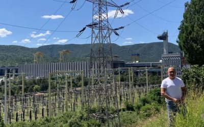 România: Energie ieftină afară, scumpă în țară