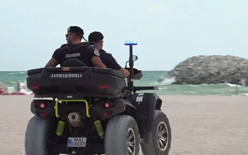 Costinești: Dronele alungă turiștii de pe plajă, românii, furioși