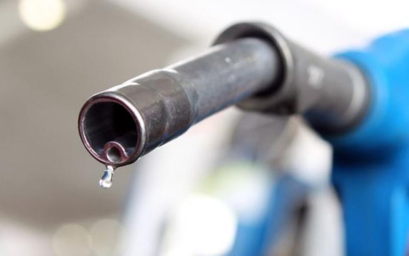 Scumpiri la pompă: Motorina zboară spre 11 lei, benzina la 10 lei