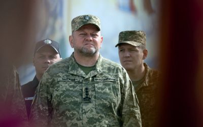 Zelenski, învins în alegeri de Zalujnîi, Budanov și Fedorov
