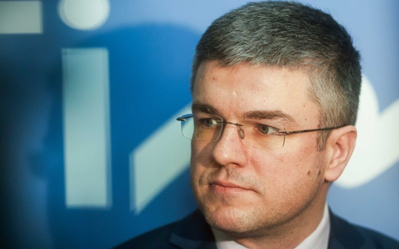 Irineu Darău: Majoritate de coabitare absentă, Guvern imposibil