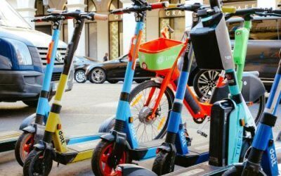 Peste 10.000 biciclete/trotinete electrice confiscate, vândute la 1,85 mil. Euro în Franța