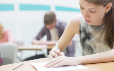 Bac 2026 toamnă: Peste 33.000 candidați la probele scrise. Orar examen