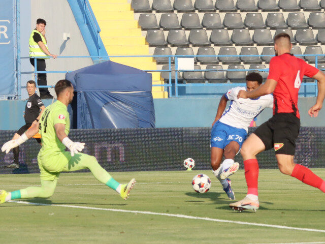 Farul zdrobește Csikszereda, 3-2, în duelul exploziv de la Ovidiu