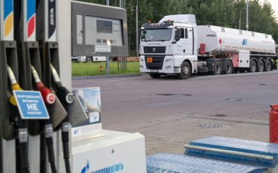 Novosibirsk: Prețul carburantului, dublu joc înaintea lui Putin