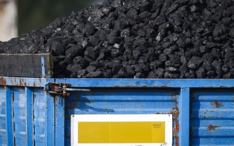 Energie: Cărbunele e un risc major, avertizează oficial