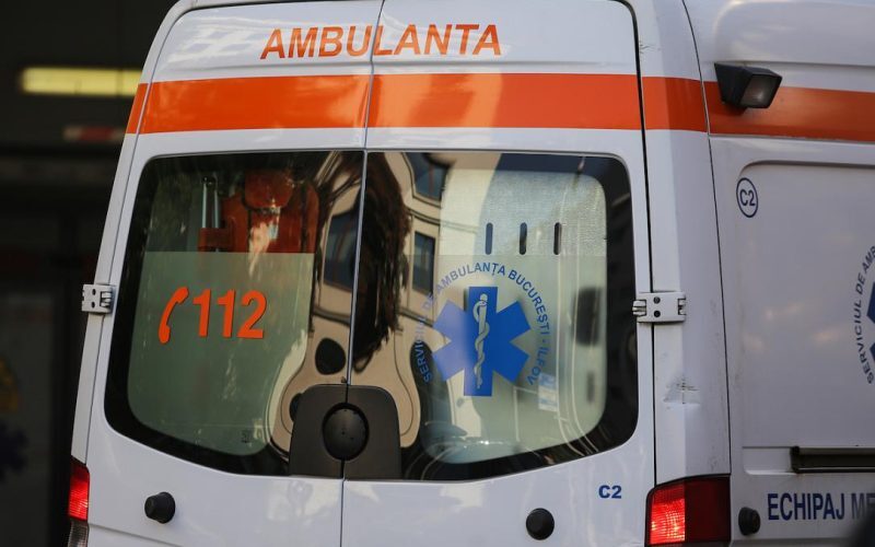 7 români reținuți după atacul asupra ambulanței din Cluj