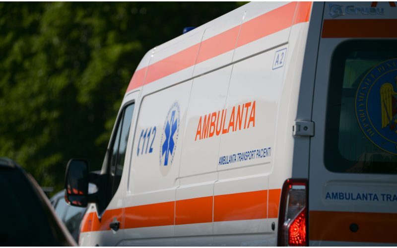 Tragedie în Mureș: 3 morți, inclusiv un copil, 4 răniți