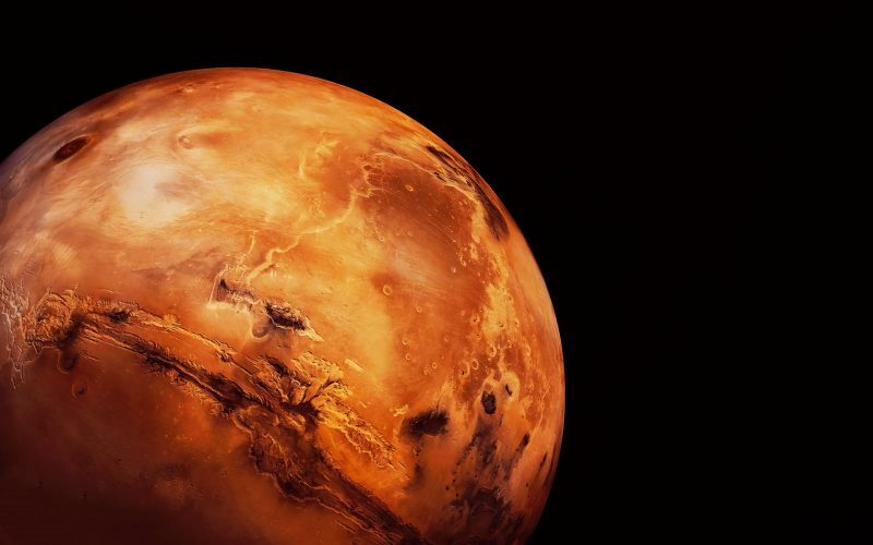 Meteorit marțian rar dezvăluie secrete din interiorul Planetei Roșii