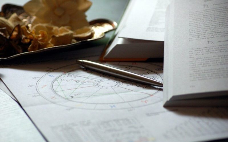 Horoscop weekend: Zodie cu veste, noroc la bani