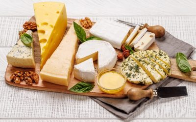 Brânza sănătoasă: Calorii puține, riscuri ascunse la sortimentele recomandate