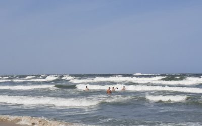 Eforie: Jandarmeria riscă viața turiștilor pe plaje periculoase