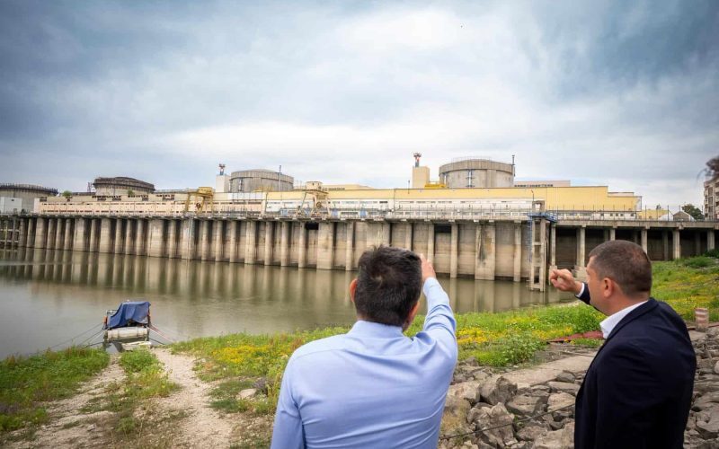 Cernavodă: Reactorul 2, sub risc de oprire din cauza Dunării joase