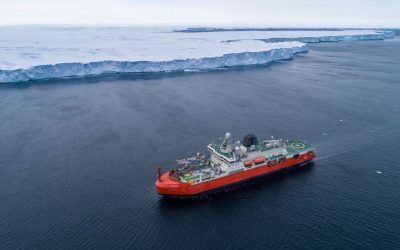Rusia, flux de petrol masiv spre Asia pe ruta Arctică