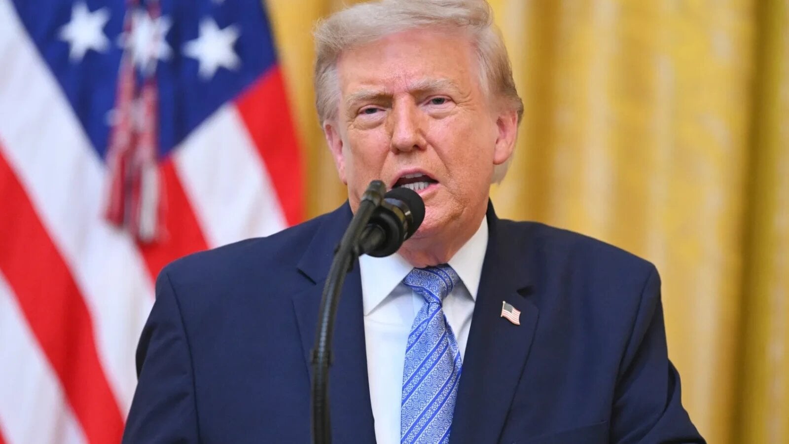 Trump, ordin șoc: Cetățenia americană prin naștere, limitată