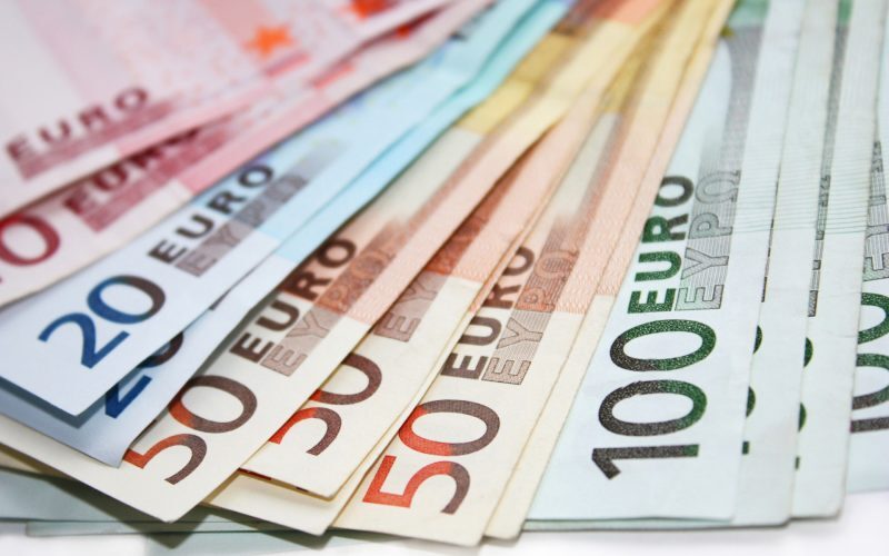 Pfizer: Parlamentul dă verde banilor, AUR anunță atac la CCR