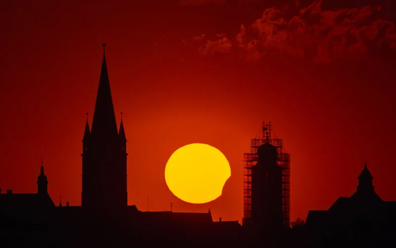 Sibiu: Fotograful eclipsei, acuzat de fals, dovedește nevinovăția