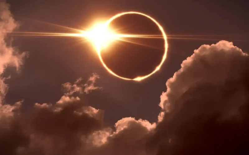 Eclipsa de Soare 2026: Cum au privit milioane de europeni spectacolul ceresc