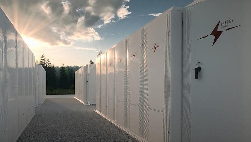 România: Stocarea bateriilor ajunge la 2000 MWh, dublare până la final de an