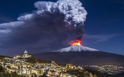 Etna blochează Catania: Erupții vulcanice pe aeroport