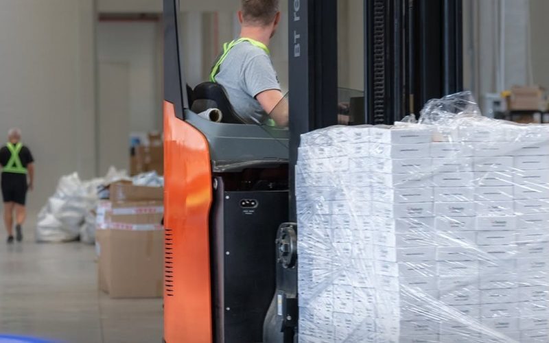 EuShipments a cumpărat compania slovacă FHB Group