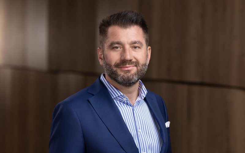 Bulandra, renovare majoră la 1 Schitu Măgureanu
