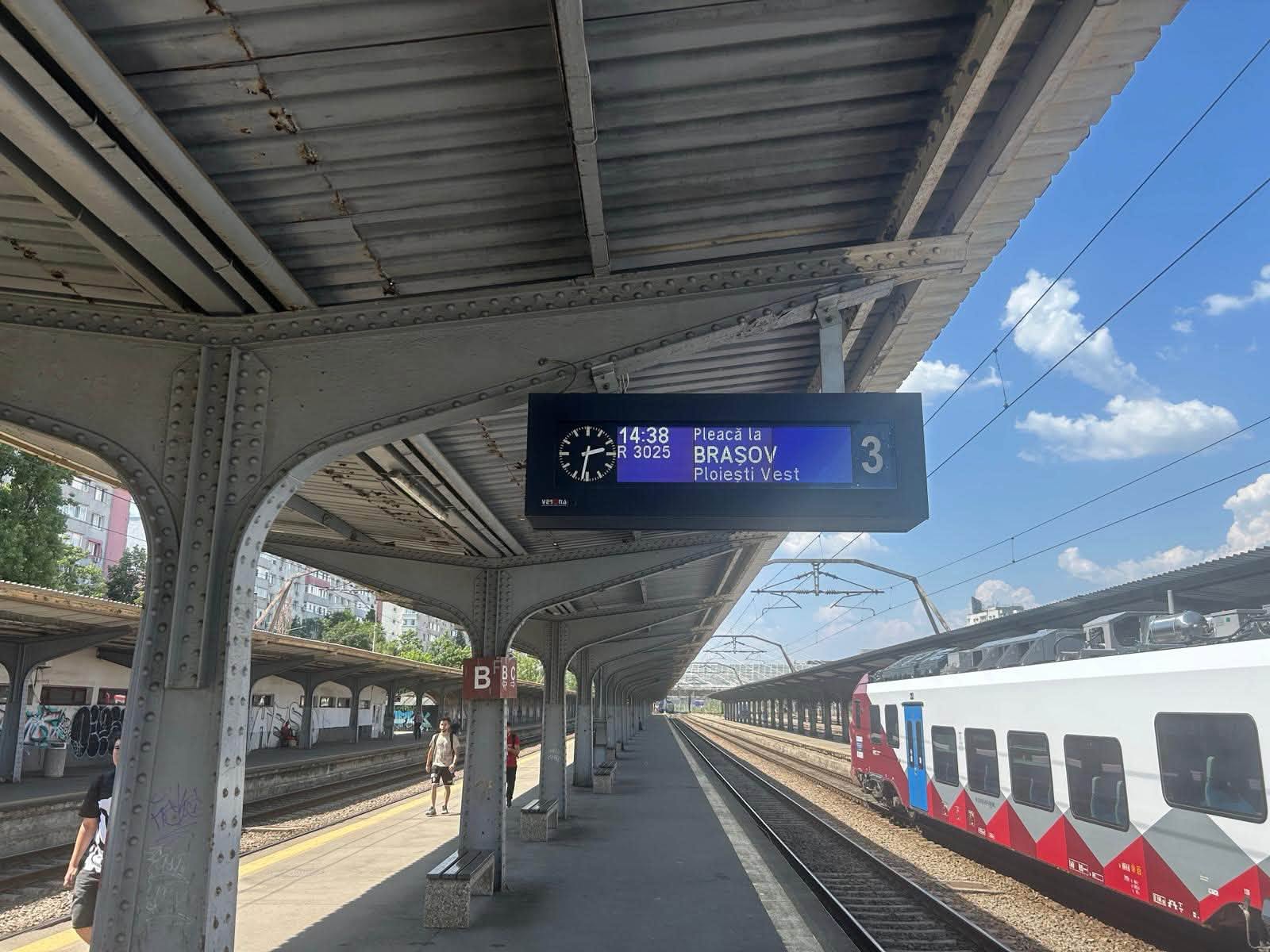 București-Brașov: Trenul a plecat spre munte