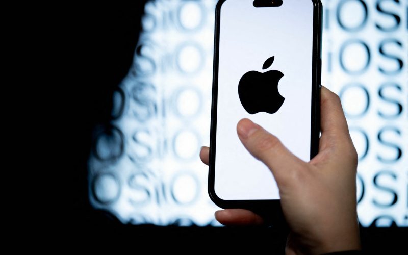 Apple creează AI pentru China