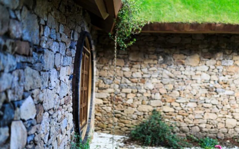 Casa din Hobbitul, ascunsă în Europa, atrage turiștii fascinați