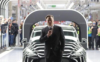 Musk vrea diversificare Tesla, presiune uriașă pe companie