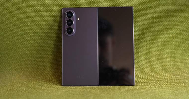 Galaxy Z Fold8: Evoluția revoluționară în 7 generații