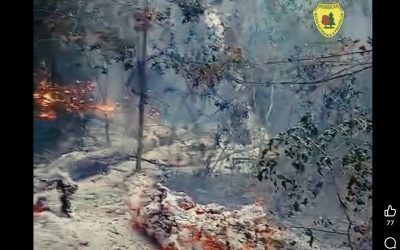 Plauru: Incendiu izbucnit după explozia unei drone, Romsilva investighează