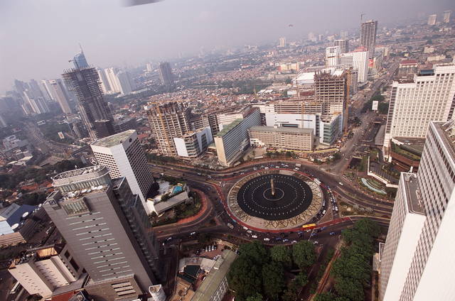 Indonezia, șoc bugetar: Peste 750 de companii publice, închise