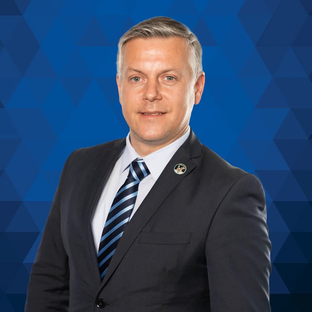 Pragmatismul lui Mareș: O mișcare strategică crucială