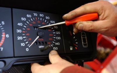 Mașini second-hand „ca noi”: 1 din 10 ascunde uzură mare în România