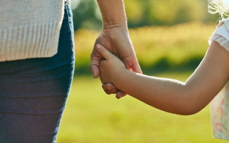 Mamele sub influența astrelor: Ce dezvăluie zodia despre tine