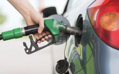 Piperea denunță cartelul carburanților: Statul stoarce 6 lei/litru