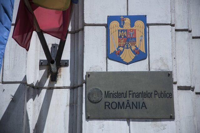 TEZAUR: Finanțele lansează obligațiuni cu dobândă de 7,15%