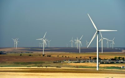 Vânt puternic aduce vești bune: Importurile scad, vin zile cu energie ieftină