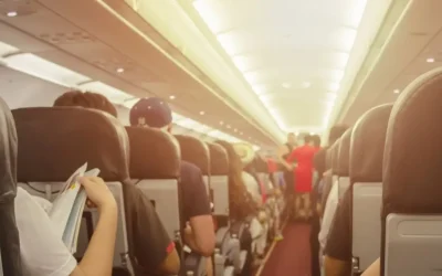 Șoc pe aeroport: Copil refuză centura, avion anulat!