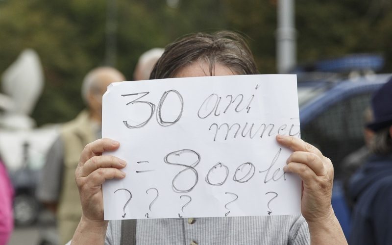 România: Doar 1,7% muncesc după pensie